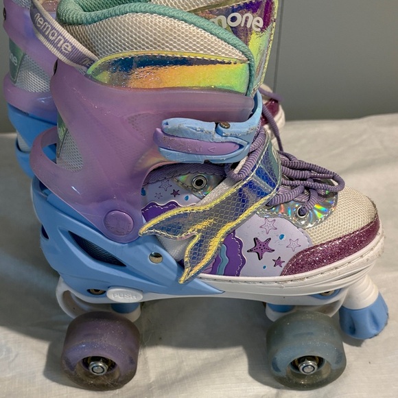 Anemone Kids Roller Skates - Purple and Light Blue - Picture 1 of 4